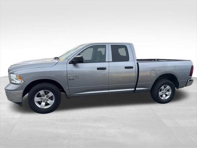2024 RAM 1500 Classic SLT Quad Cab 4x2 64 Box