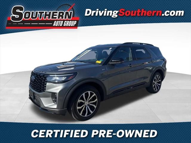 2025 Ford Explorer ST-Line