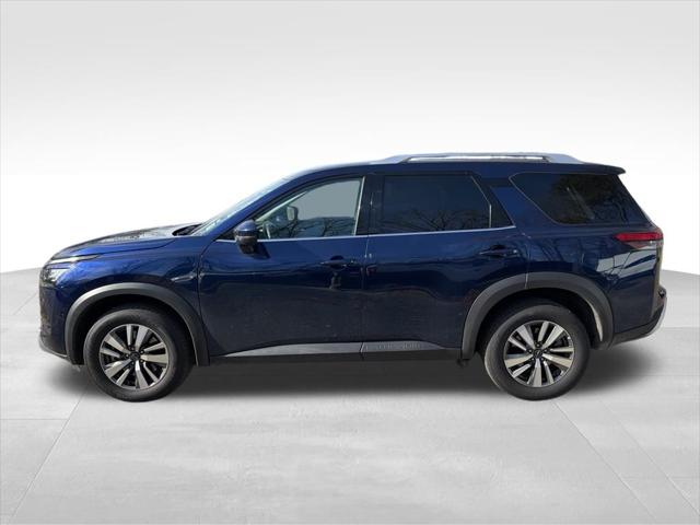 2025 Nissan Pathfinder SL 4WD