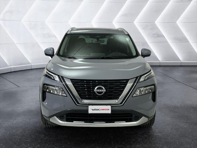 2023 Nissan Rogue Platinum FWD