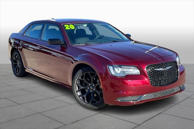 2020 Chrysler 300 Touring