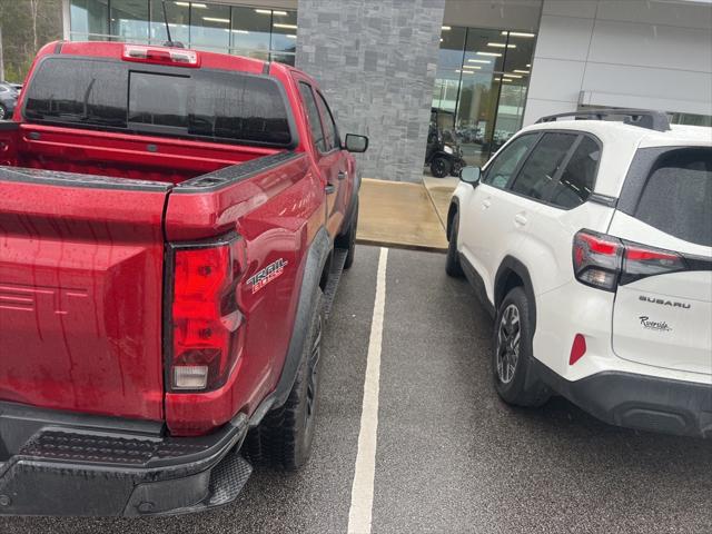 2024 Chevrolet Colorado 4WD Trail Boss 2024 Chevrolet Colorado 4WD Trail Boss