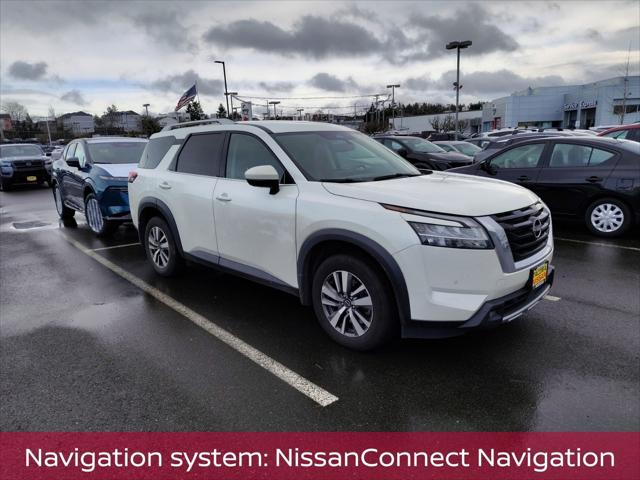2022 Nissan Pathfinder SL 4WD