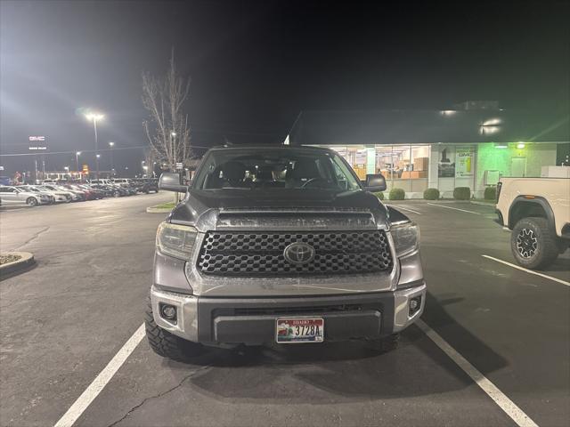 2018 Toyota Tundra SR5 5.7L V8