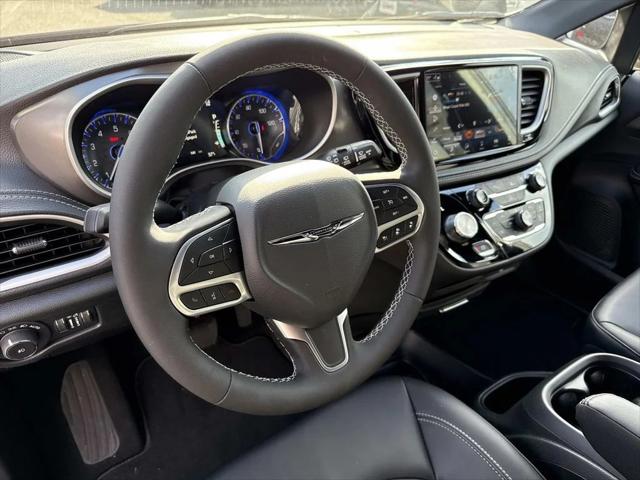 2026 Chrysler Pacifica PACIFICA SELECT 2026 Chrysler Pacifica PACIFICA SELECT