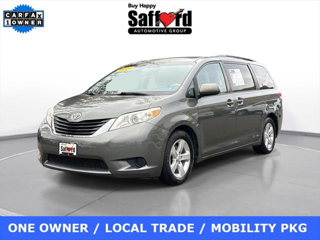 2014 Toyota Sienna LE 2014 Toyota Sienna LE