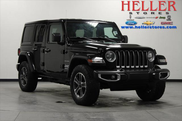 2023 Jeep Wrangler 4-Door Sahara for sale in Pontiac, IL