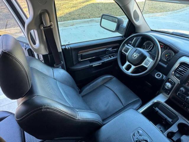 2017 Ram 1500 Laramie Crew Cab 4x4 57 Box