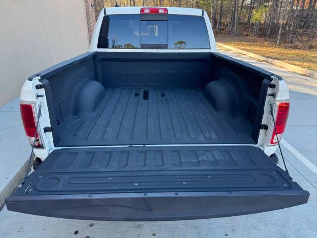 2017 Ram 1500 Laramie Crew Cab 4x4 57 Box
