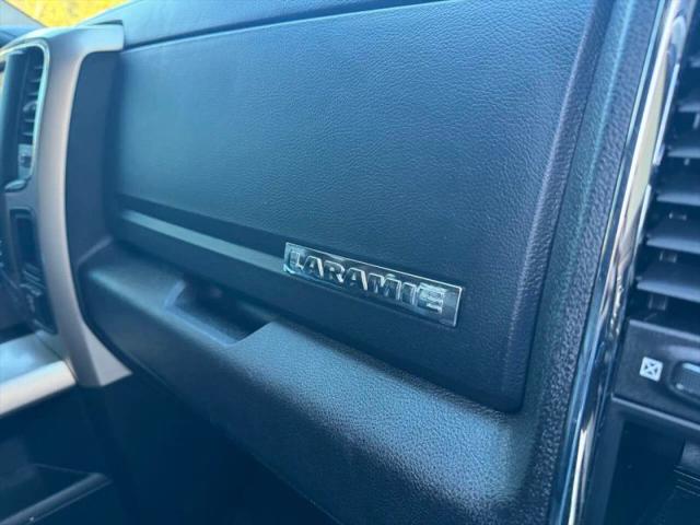 2017 Ram 1500 Laramie Crew Cab 4x4 57 Box