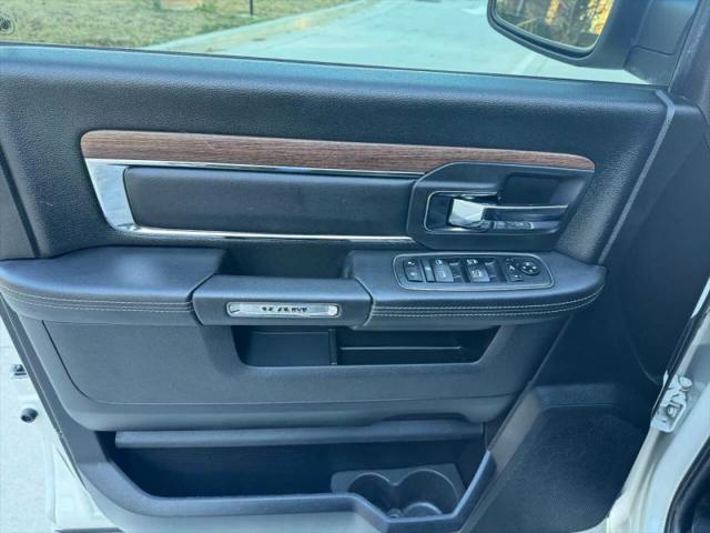 2017 Ram 1500 Laramie Crew Cab 4x4 57 Box