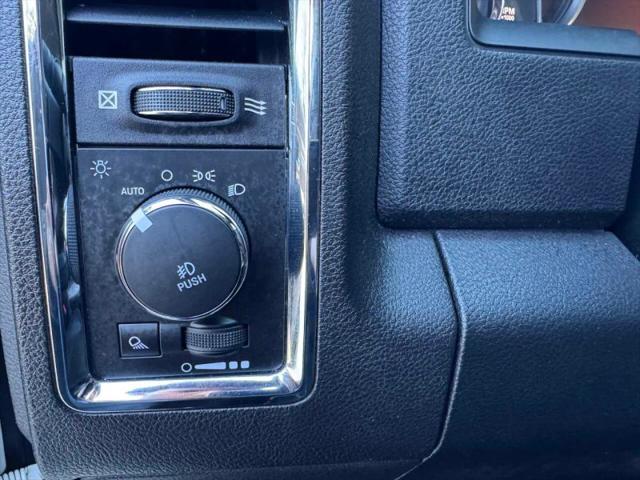 2017 Ram 1500 Laramie Crew Cab 4x4 57 Box