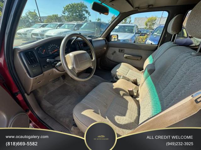 1996 Toyota Tacoma Base