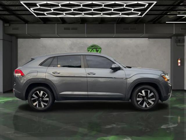 2020 Volkswagen Atlas Cross Sport 2.0T SE