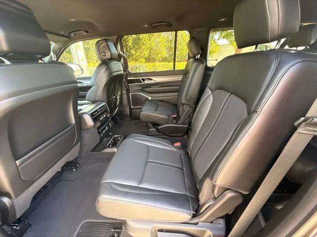 2026 Jeep Grand Wagoneer L Limited Altitude 4x4