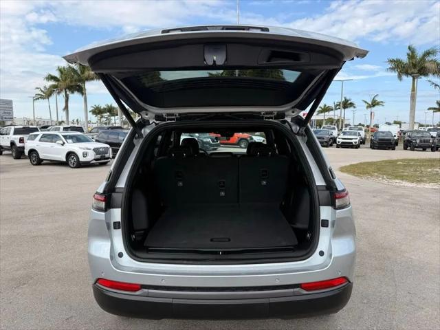 2026 Jeep Grand Cherokee Limited 4x2
