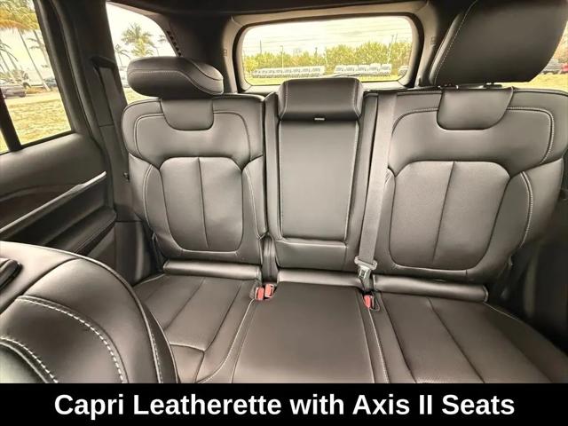 2026 Jeep Grand Cherokee Limited 4x2