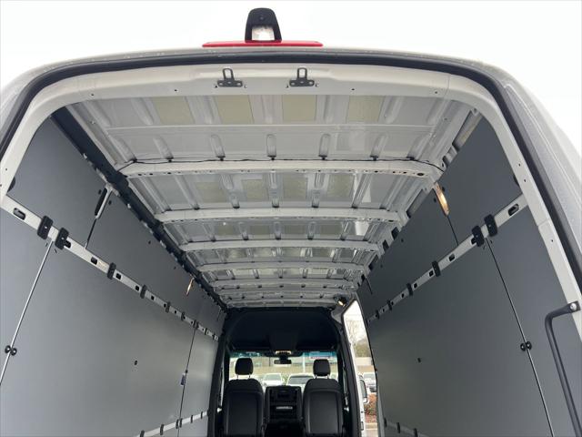 2025 Mercedes-Benz Sprinter 3500XD High Roof 4-Cyl Diesel HO