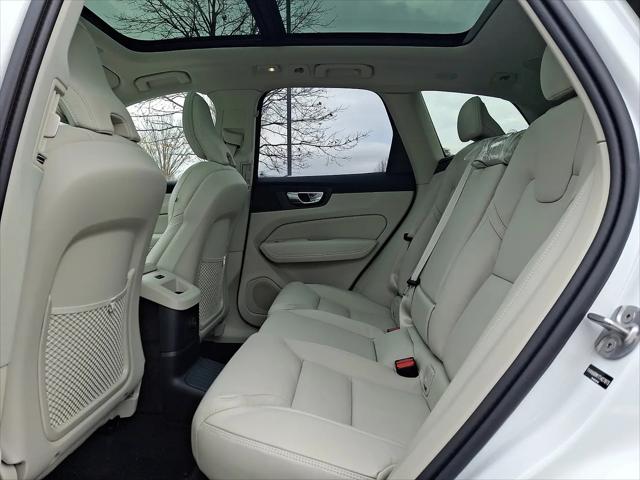 2026 Volvo XC60 Plug-In Hybrid Ultra, T8 AWD Electric/Gasoline, Dark