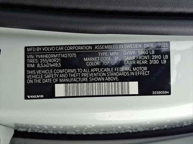 2026 Volvo XC60 Plug-In Hybrid Ultra, T8 AWD Electric/Gasoline, Dark