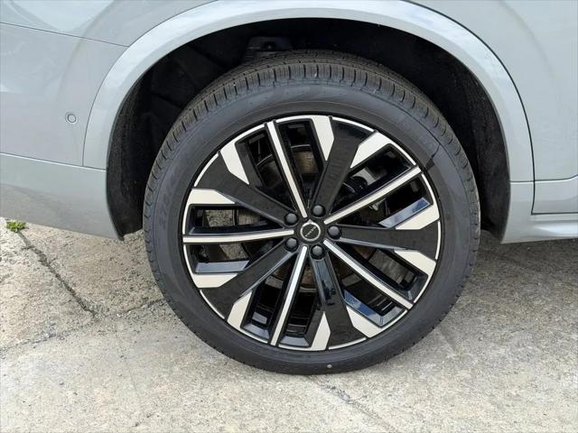 2026 Volvo XC90 Plus, B6 AWD Gas (mild hybrid), Gasoline, Bright, 7 Seats