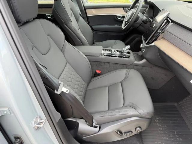 2026 Volvo XC90 Plus, B6 AWD Gas (mild hybrid), Gasoline, Bright, 7 Seats