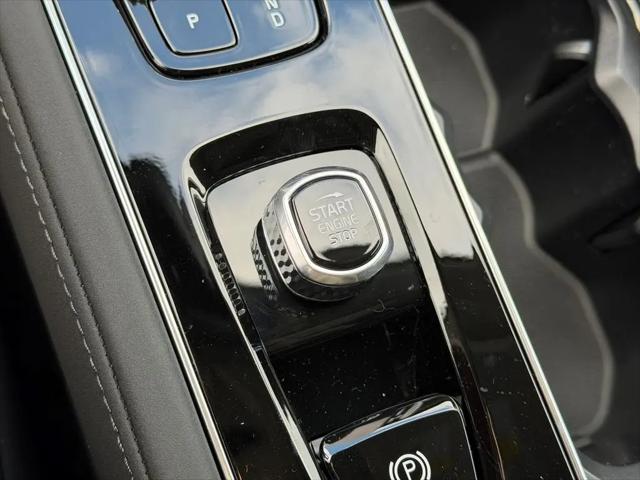 2026 Volvo XC90 Plus, B6 AWD Gas (mild hybrid), Gasoline, Bright, 7 Seats