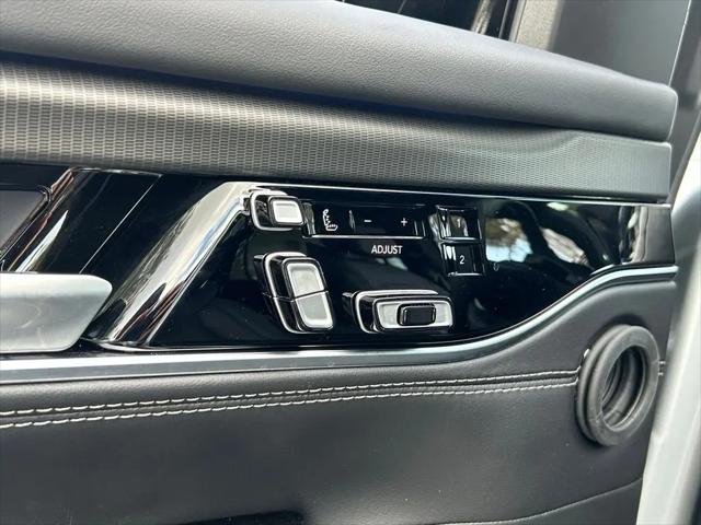 2026 Jeep Grand Wagoneer Summit Obsidian 4x4