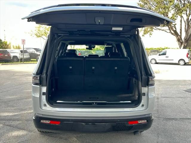 2026 Jeep Grand Wagoneer Summit Obsidian 4x4