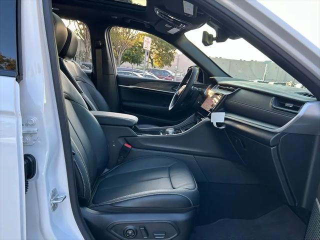 2026 Jeep Grand Cherokee Limited Reserve
