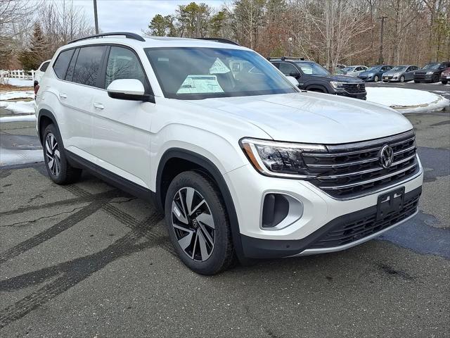 2026 Volkswagen Atlas SE with Technology