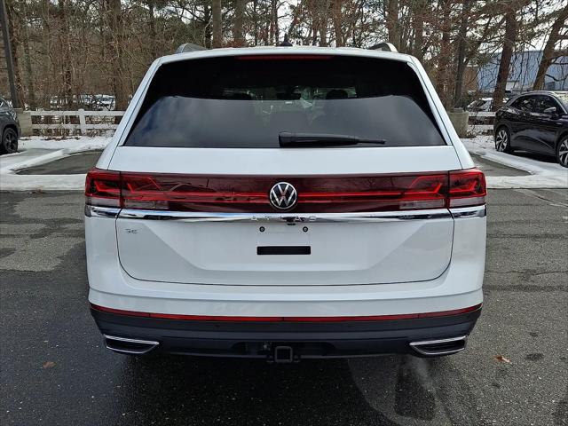 2026 Volkswagen Atlas SE with Technology