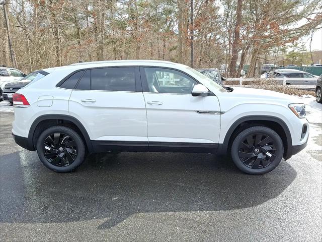 2026 Volkswagen Atlas Cross Sport SE with Technology