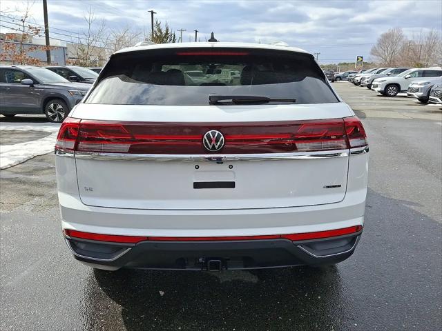 2026 Volkswagen Atlas Cross Sport SE with Technology