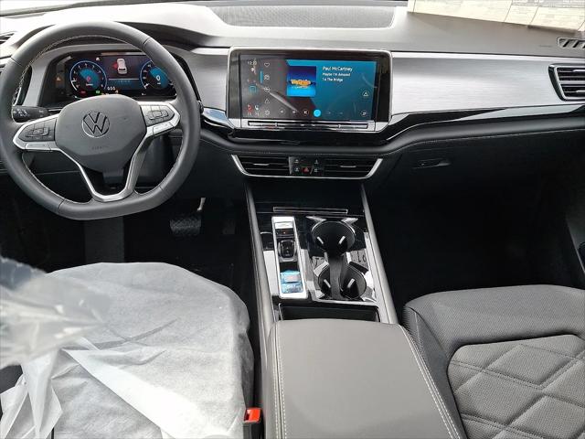 2026 Volkswagen Atlas Cross Sport SE with Technology