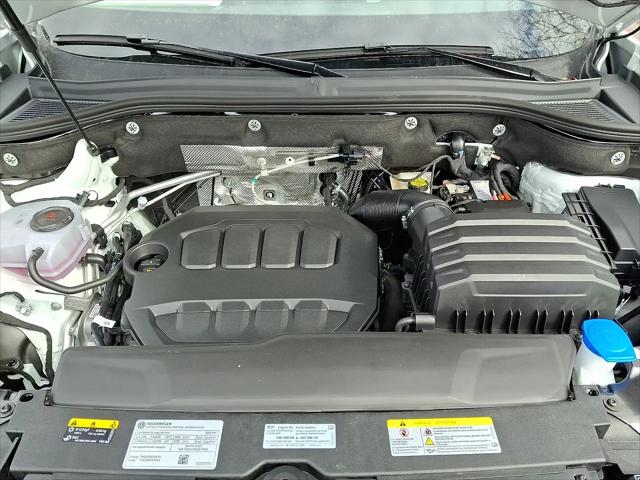 2026 Volkswagen Atlas Cross Sport SE with Technology