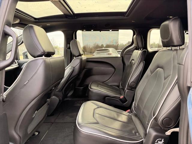 2025 Chrysler Pacifica Limited