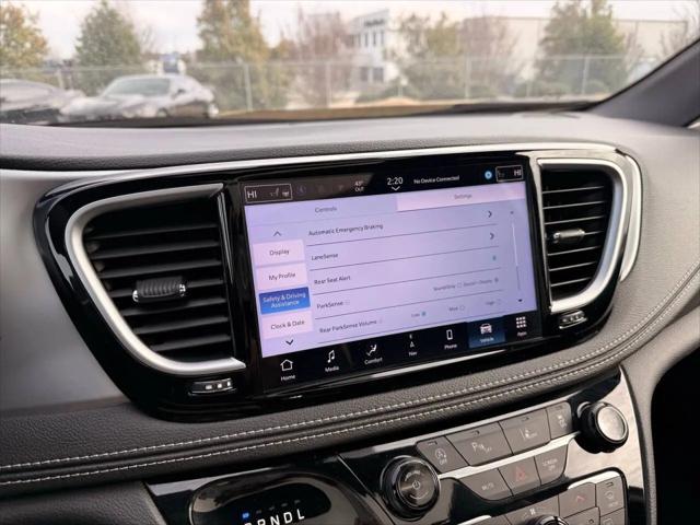 2025 Chrysler Pacifica Limited