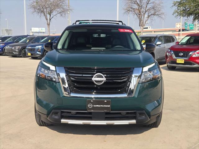 2023 Nissan Pathfinder SL FWD
