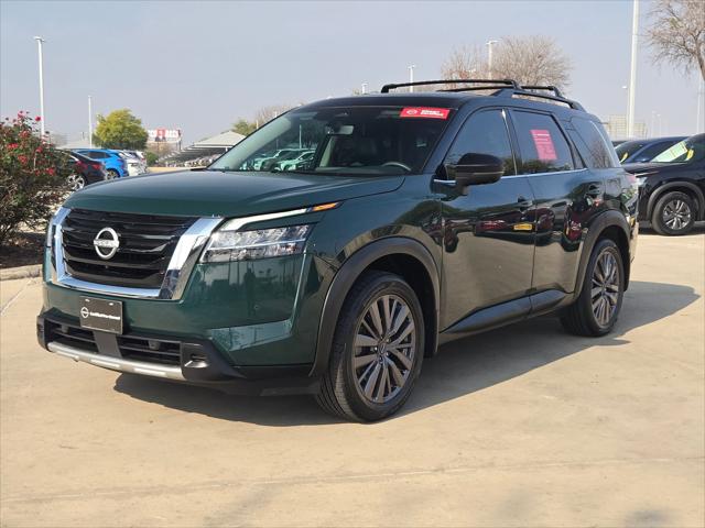 2023 Nissan Pathfinder SL FWD