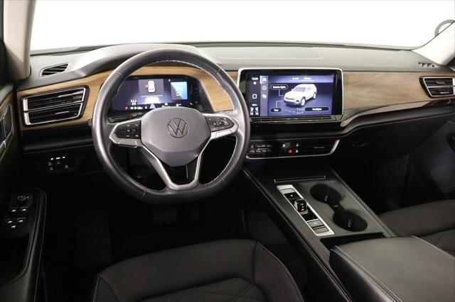 2024 Volkswagen Atlas 2.0T SE