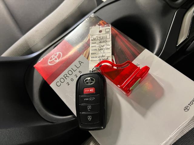2025 Toyota Corolla LE