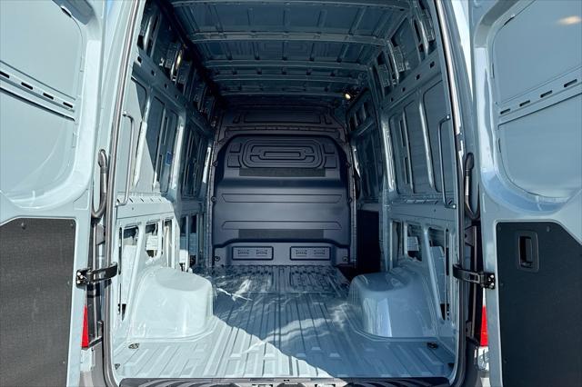 2026 Mercedes-Benz Sprinter Cargo Van Standard Roof 4-Cyl Diesel HO