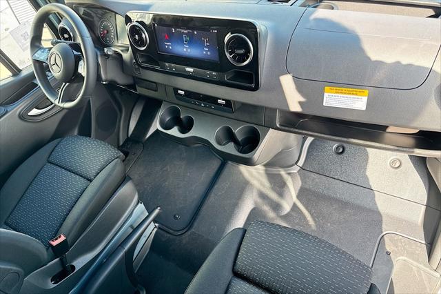 2026 Mercedes-Benz Sprinter Cargo Van Standard Roof 4-Cyl Diesel HO