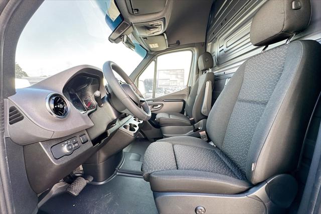 2026 Mercedes-Benz Sprinter Cargo Van Standard Roof 4-Cyl Diesel HO