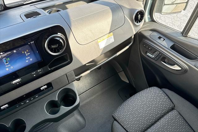 2026 Mercedes-Benz Sprinter Cargo Van Standard Roof 4-Cyl Diesel HO