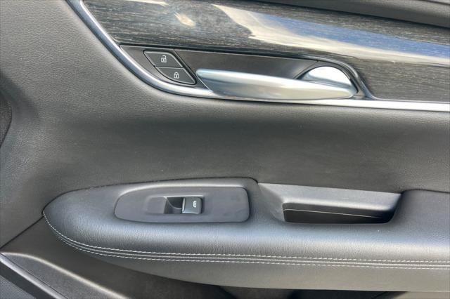 2022 Cadillac XT5 FWD Premium Luxury