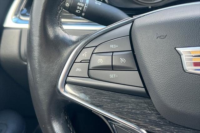 2022 Cadillac XT5 FWD Premium Luxury