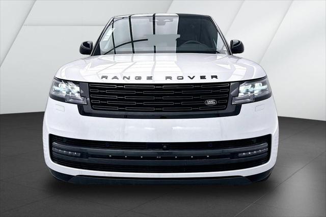 2025 Land Rover Range Rover P530 SE