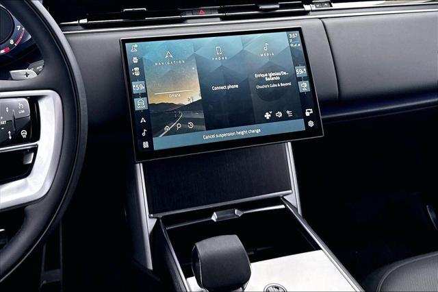 2025 Land Rover Range Rover P530 SE